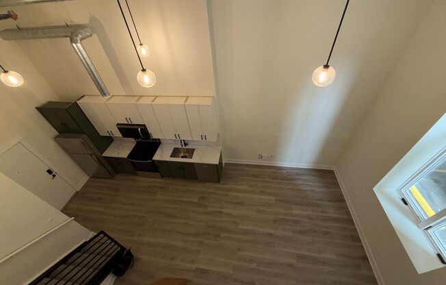 2 beds, 2 baths, 1,000 sqft, $3,595, Unit 110