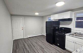 9 RIV ST TER