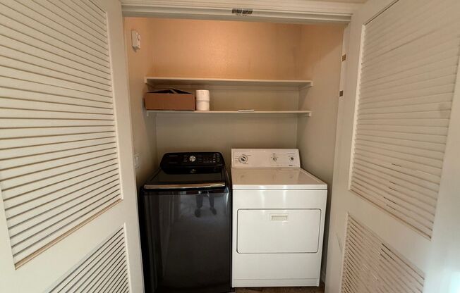 1 bed, 1 bath, $1,900, Unit #728