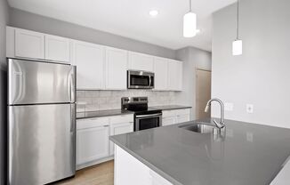 1 bed, 1 bath, 742 sqft, $1,500, Unit Unit 411