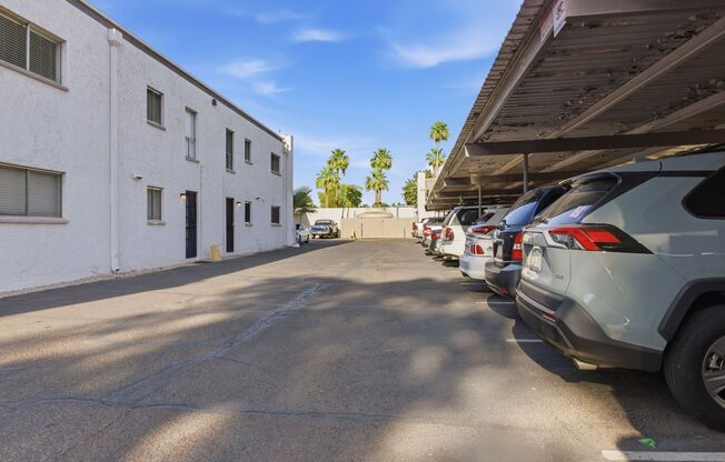 2 beds, 2 baths, 952 sqft, $1,150, Unit 230