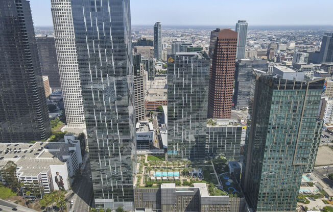 2 beds, 2 baths, 1,305 sqft, $4,800, Unit 2811