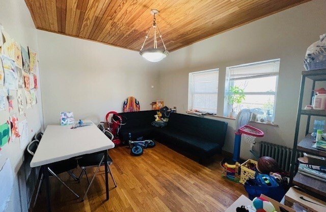 9 RICE ST