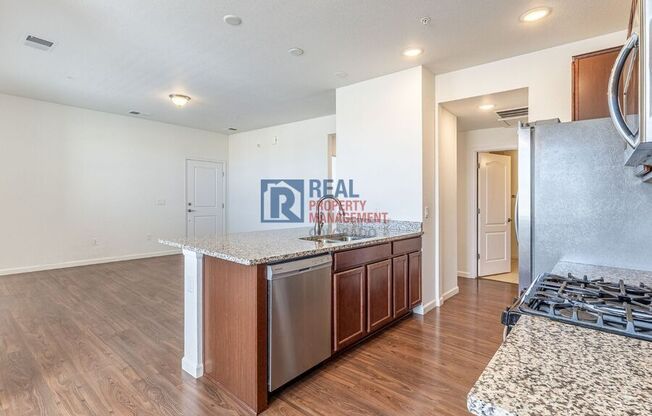 4605 COPELAND LOOP