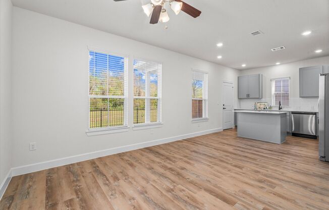 2 beds, 2 baths, 983 sqft, $2,250, Unit 1510