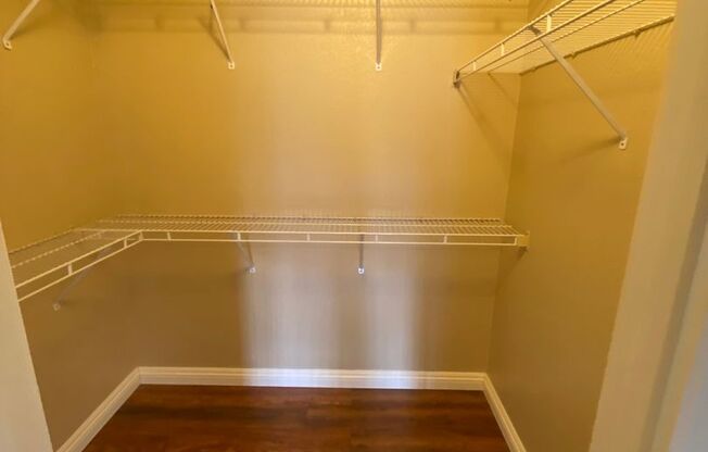 2 beds, 2 baths, 1,024 sqft, $1,395, Unit 1726