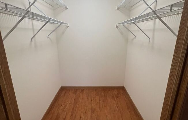 2 beds, 2 baths, 1,175 sqft, $1,835, Unit 2606C302