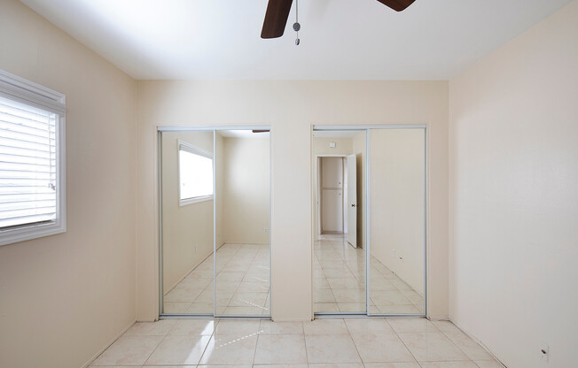 Charming Upstairs 1 BR in Pacific Beach with Garage Parking