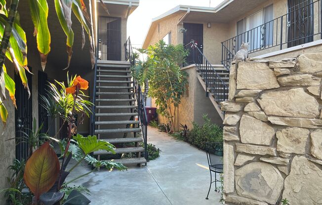 915 Coronado Ave, Long Beach, CA 90804