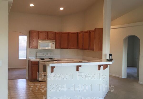 3 beds, 2 baths, 1,546 sqft, $1,945