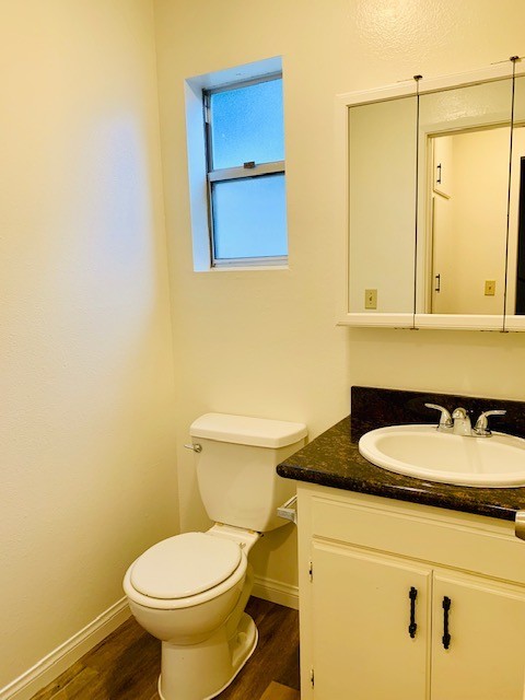 2 beds, 1.5 baths, $3,195, Unit 1150 Grand Ave, #A