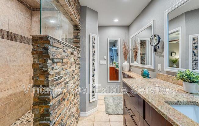 6332 NEWTOWN CIR