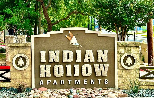 Indian Hollow Entrance Sign