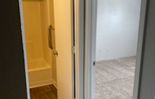 1 bed, 1 bath, 636 sqft, $710, Unit 2627-507