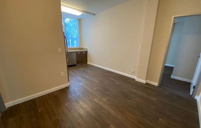 2 beds, 2 baths, 750 sqft, $2,295, Unit 358