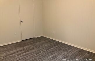 2 beds, 1 bath, 872 sqft, $1,350, Unit 01930