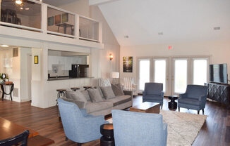 Lounge Area at Walnut Trail Apartments, Portage