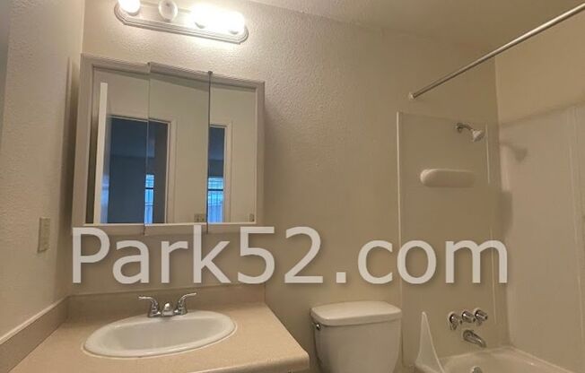 1 bed, 1 bath, $1,195, Unit 631-02