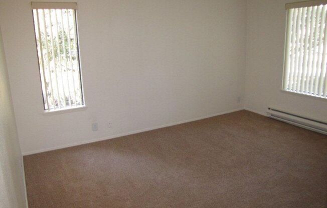 2 beds, 2 baths, 950 sqft, $1,595, Unit 1111