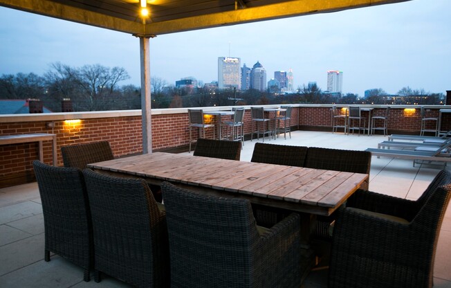 1 bed, 1 bath, 948 sqft, $2,095, Unit 301