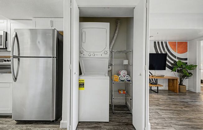 2 beds, 2 baths, 850 sqft, $2,900, Unit 314