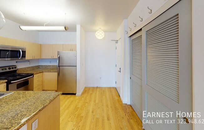 630 W 6th Street