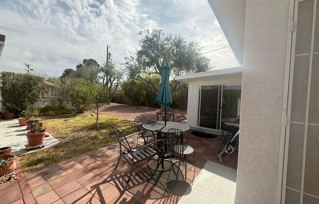 1 Bedroom Casita with Pool Access!