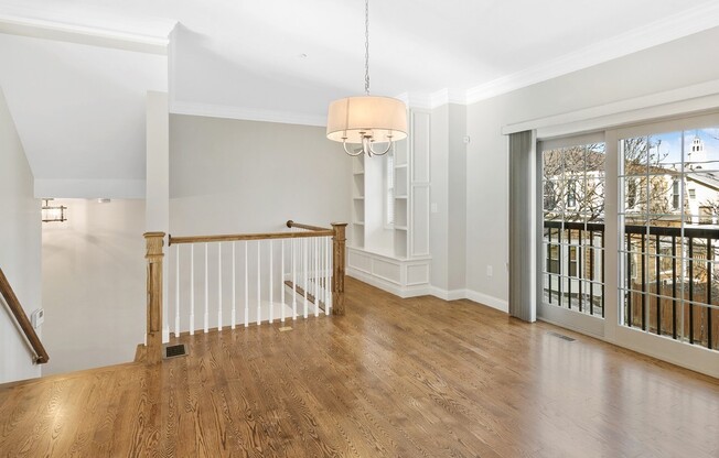 37 LAMBERT ST