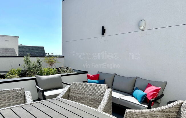 1 bed, 1 bath, 607 sqft, $2,350, Unit 602