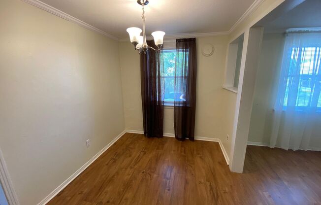 2 beds, 1 bath, $1,250