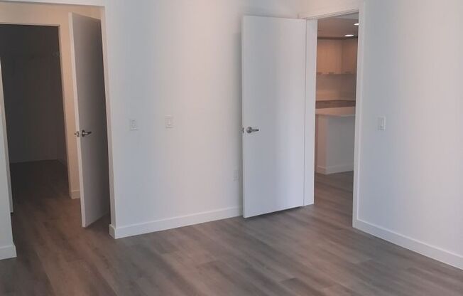 3 beds, 2 baths, 1,332 sqft, $2,982, Unit 19-208