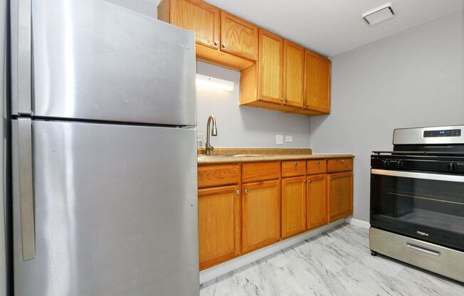 2 beds, 1 bath, 750 sqft, $1,695, Unit 3121-204