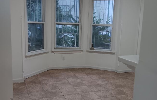 Beautiful two bedroom apartment in Newark