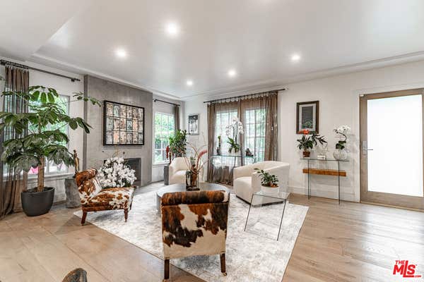 1438 SAN YSIDRO DR