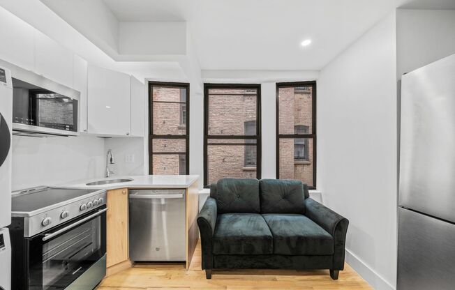 2505-2509 Hoffman BH LLC (2505)