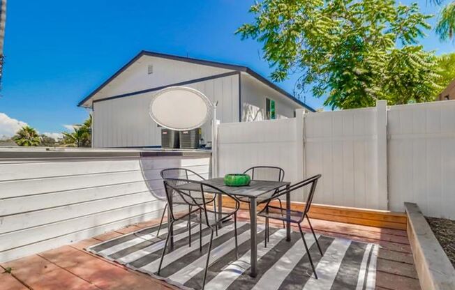 The Waverly Cottages