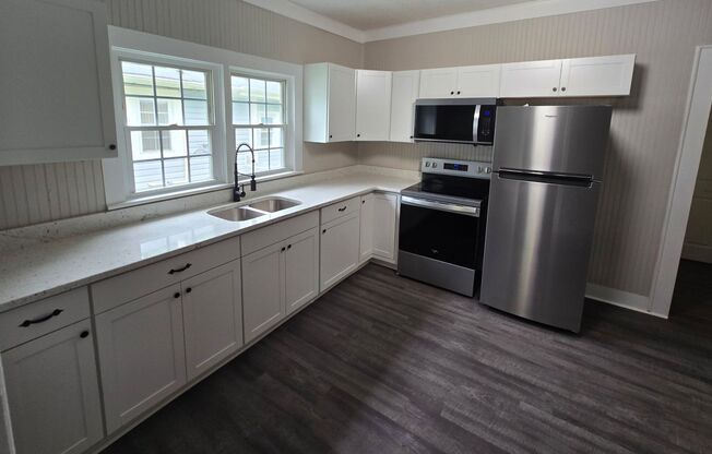 NEWLY REMODELED 2 BEDROOM HOUSE