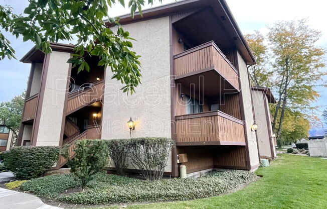 6878 S COUNTRYWOODS CIR