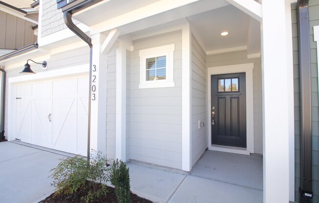 3 Bedroom, 2.5 Bath with 2 Car Garage! - Pet Friendly