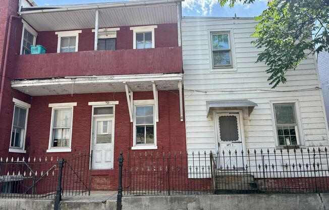 551 W Philadelphia Street
