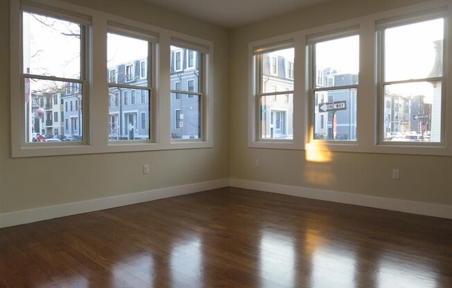 2 beds, 2 baths, 1,200 sqft, $4,350, Unit 101
