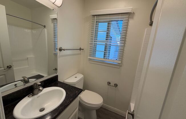 2 beds, 1 bath, 875 sqft, $2,605, Unit VV-351A