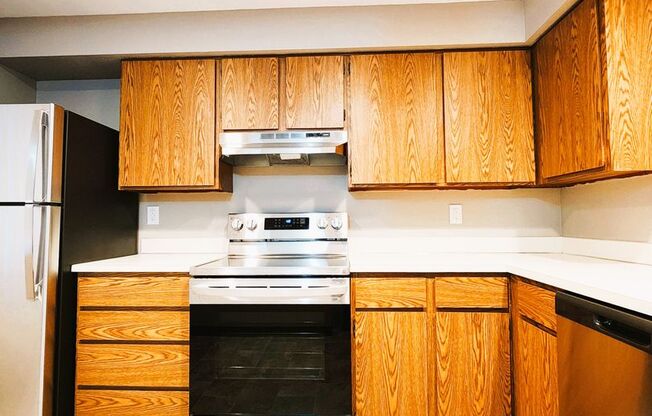 1 bed, 1 bath, 643 sqft, $1,275, Unit 227