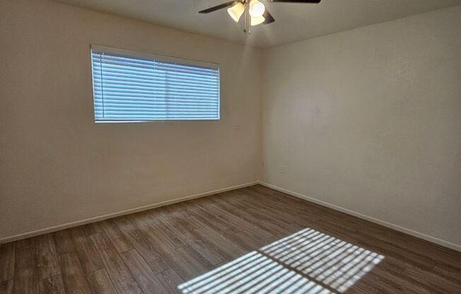 2 beds, 1 bath, 880 sqft, $1,350, Unit 113