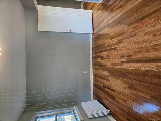 3 beds, 1 bath, 800 sqft, $3,000