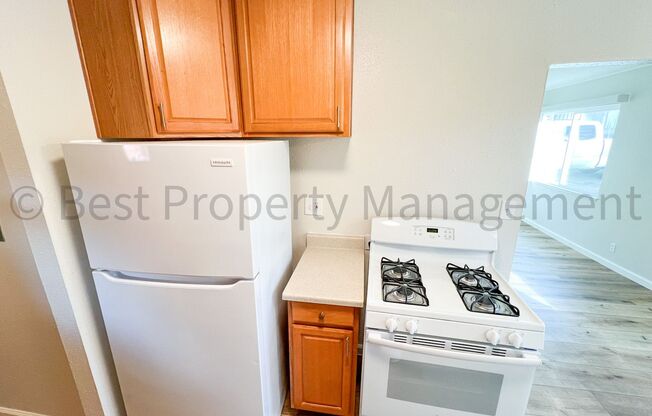 1 bed, 1 bath, $1,895, Unit 4924