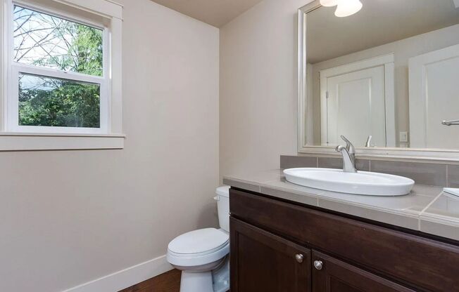 GORGEOUS 5 Bedroom Home in Sammamish