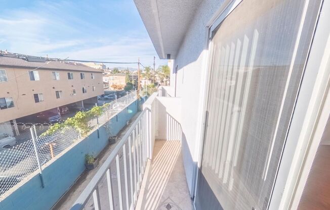 1 bed, 1 bath, 650 sqft, $2,095, Unit 212