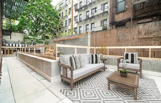 59 THOMPSON ST