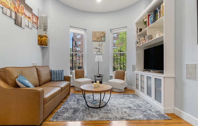 758 TREMONT